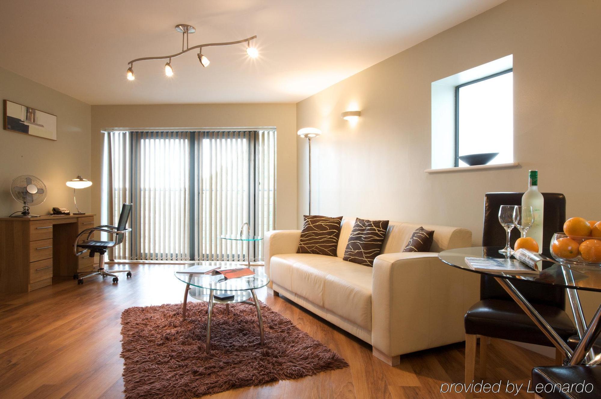 Roomzzz Leeds City West Zimmer foto